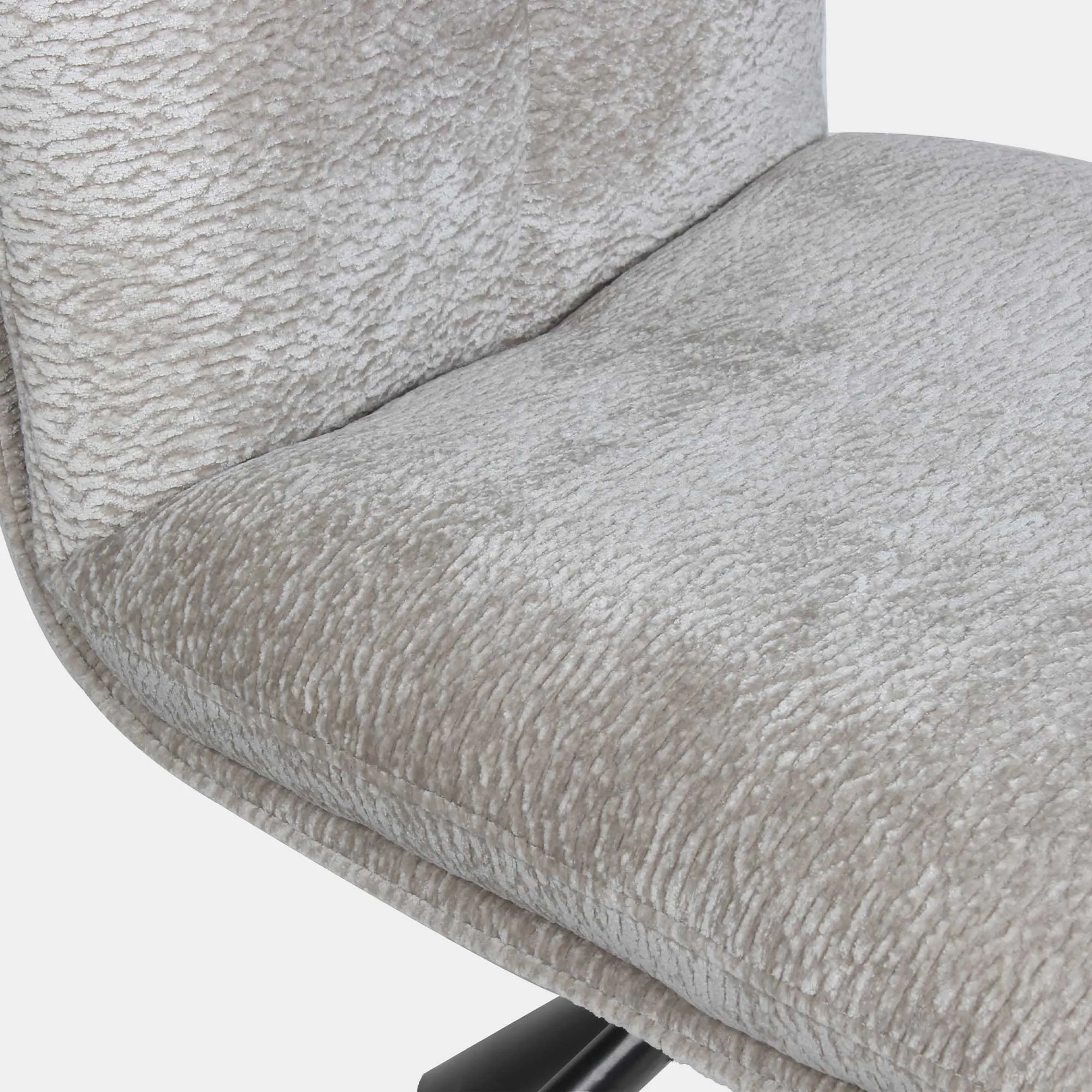 Alonso - Swivel Dining Chair In Fabric