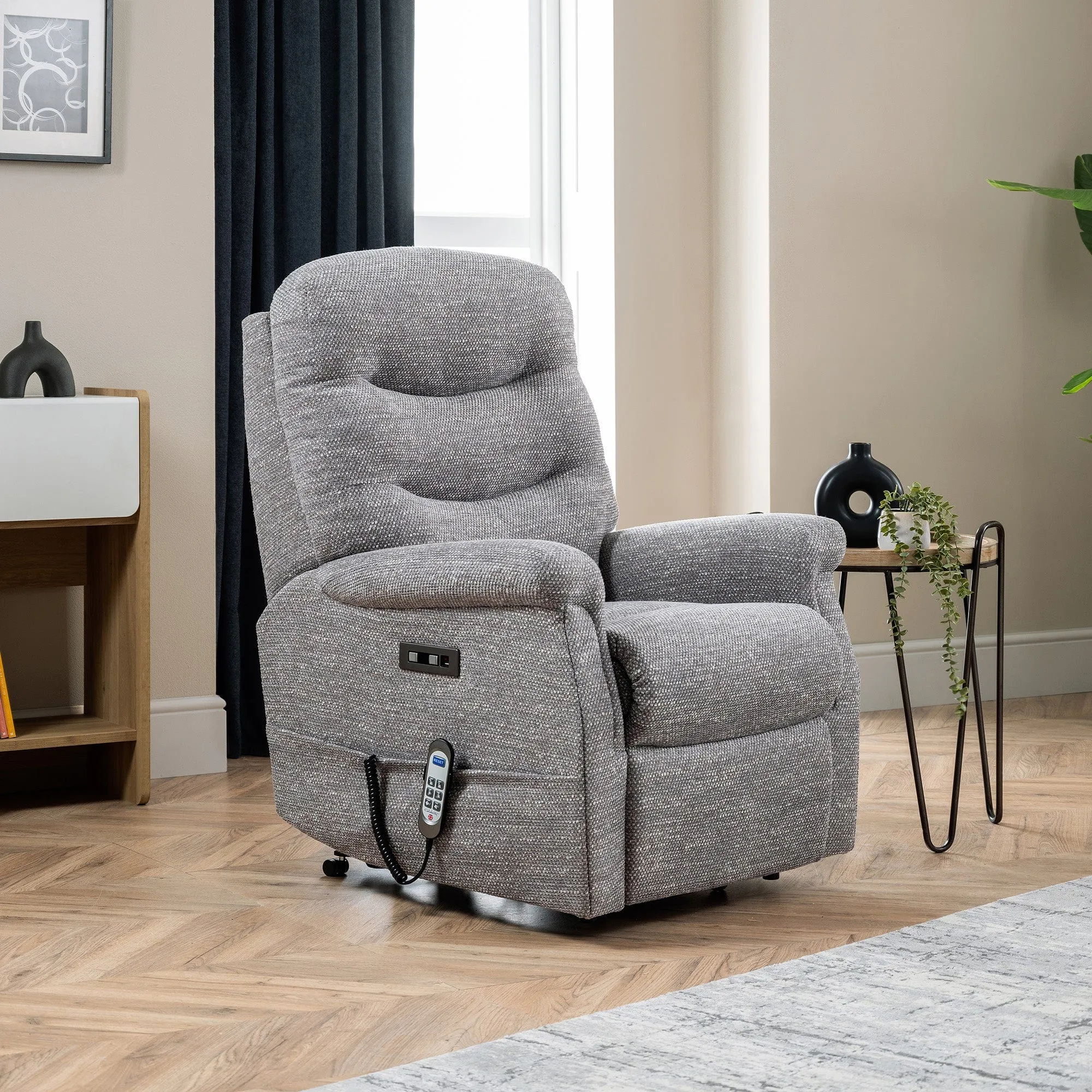 Broadyway - Recliner Chair In Fabric