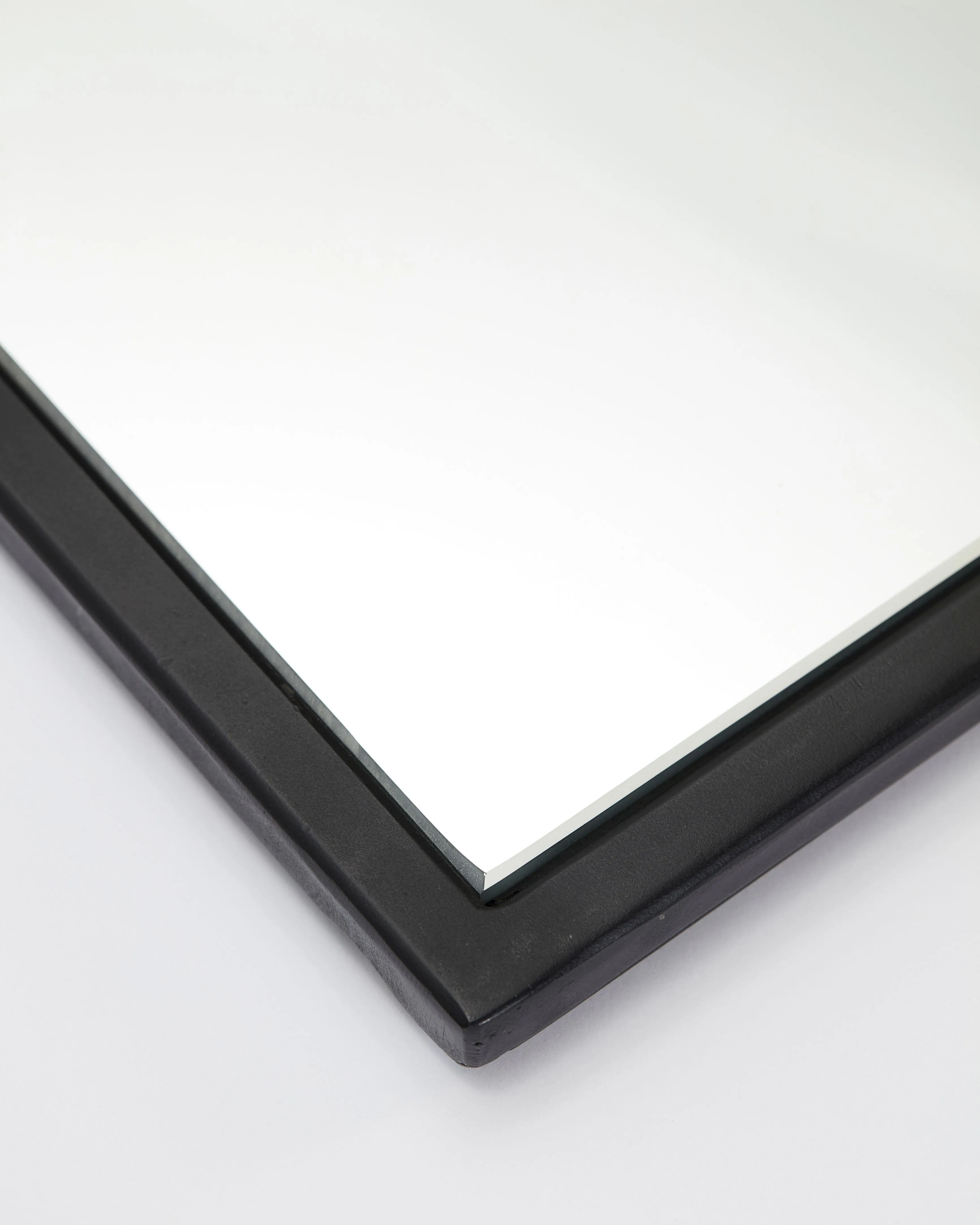 By Nord Graahoe Mirror, Coal