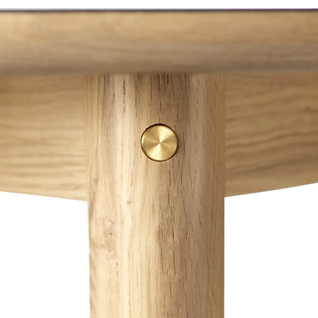 C62 Bjork Round Dining Table