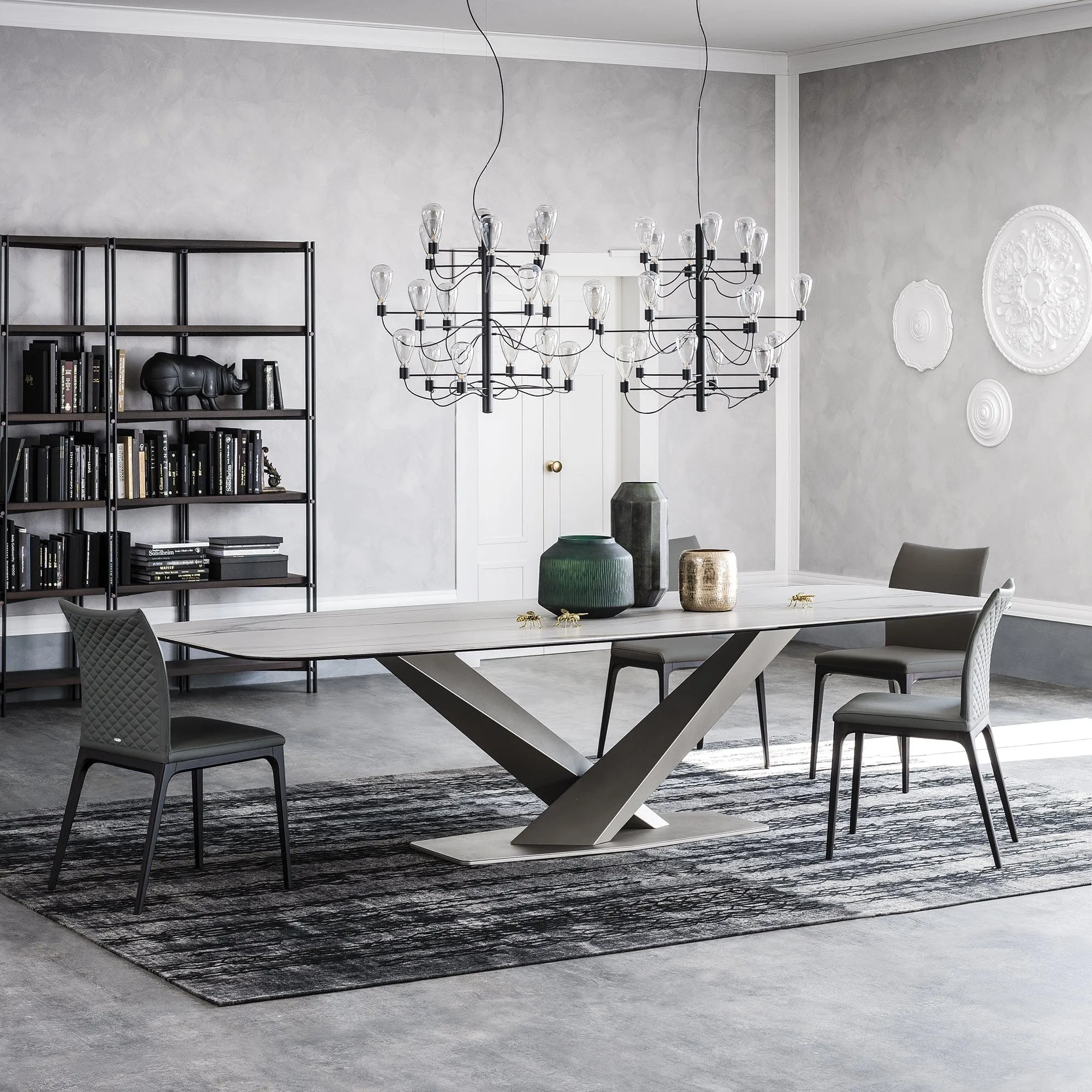 Cattelan Italia Stratos - Shaped Dining Table In Keramik Ardesia