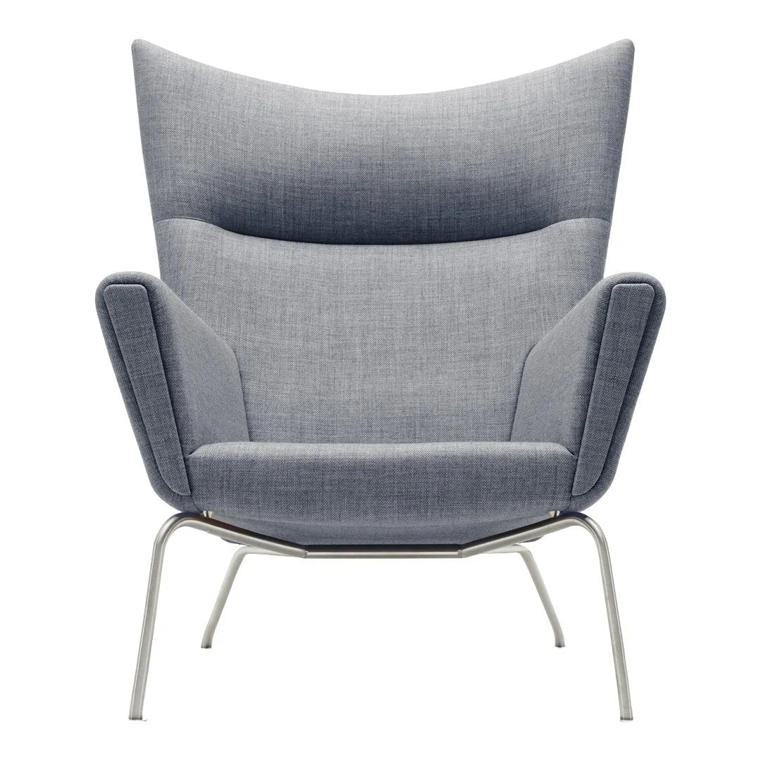 CH445 Wing Chair