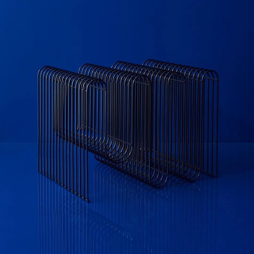 Curva Magazine Holder