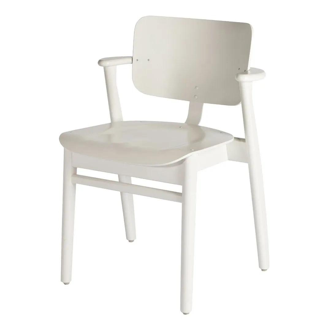 Domus Chair
