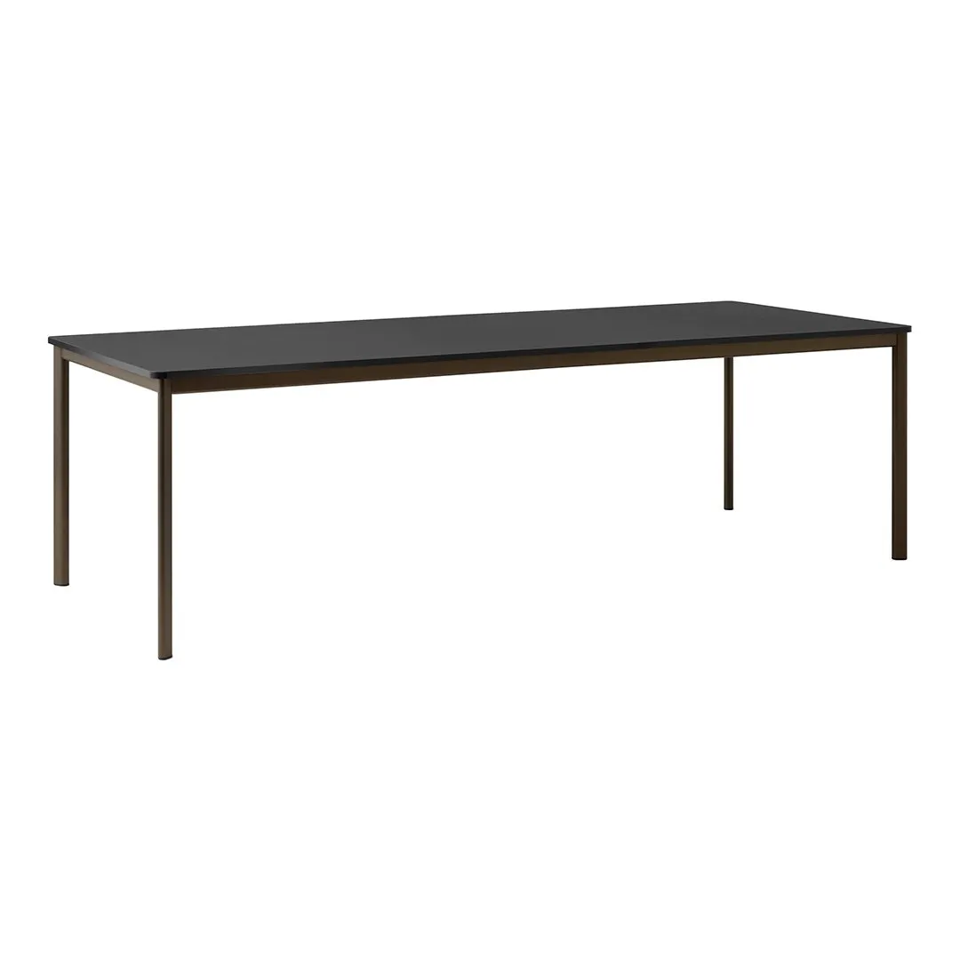 Drip HW60 Dining Table