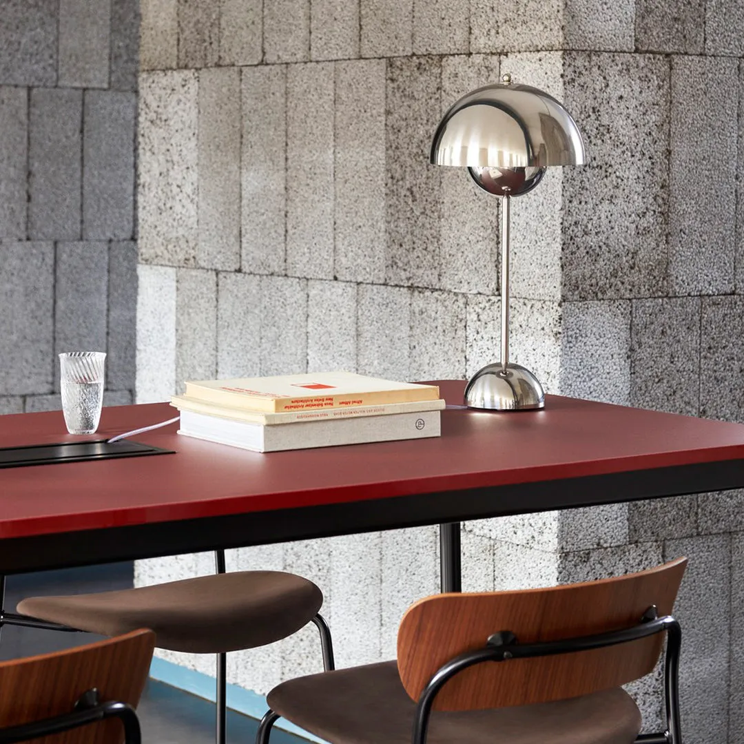 Drip HW62 Counter Table