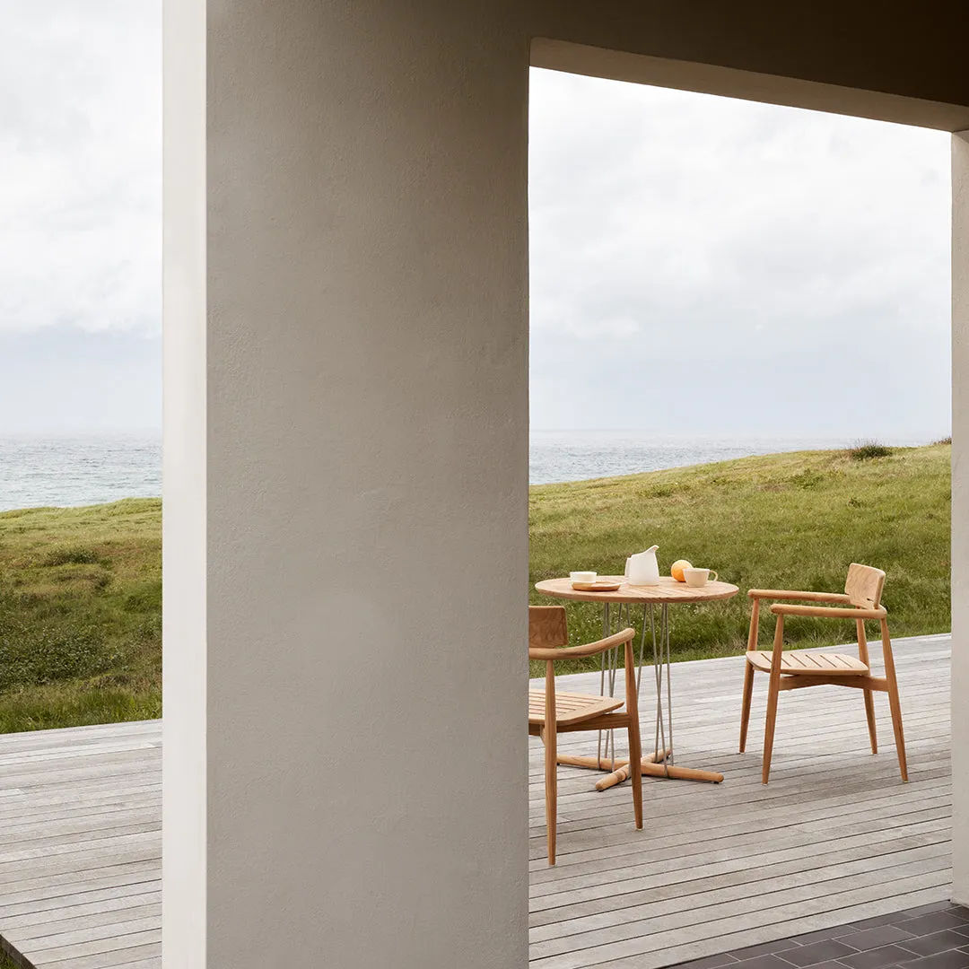 E022 Embrace Outdoor Table