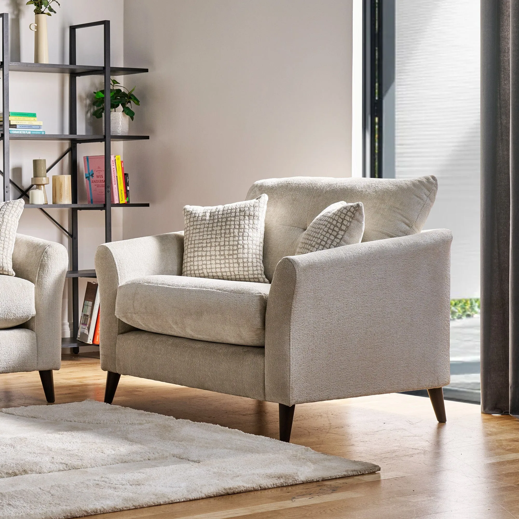 Fairfax - Loveseat In Fabric