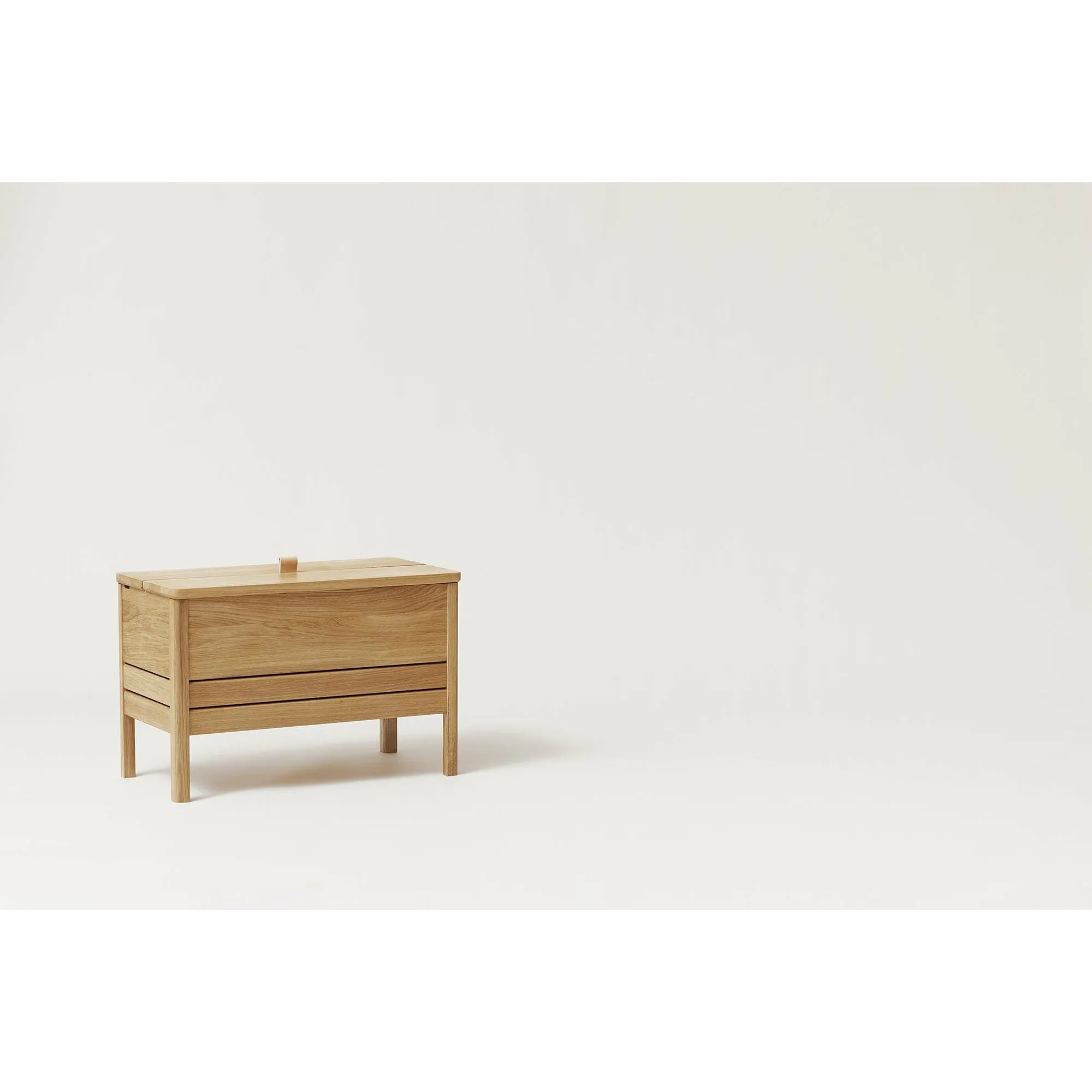 Form & Refine A Line Storagebench 68 Cm. Oak