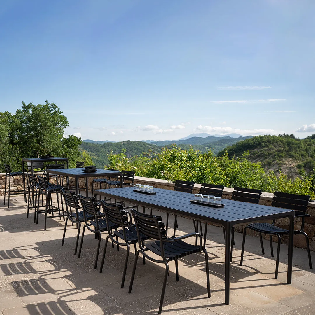 Four Outdoor Dining Table w/ Leg Extension