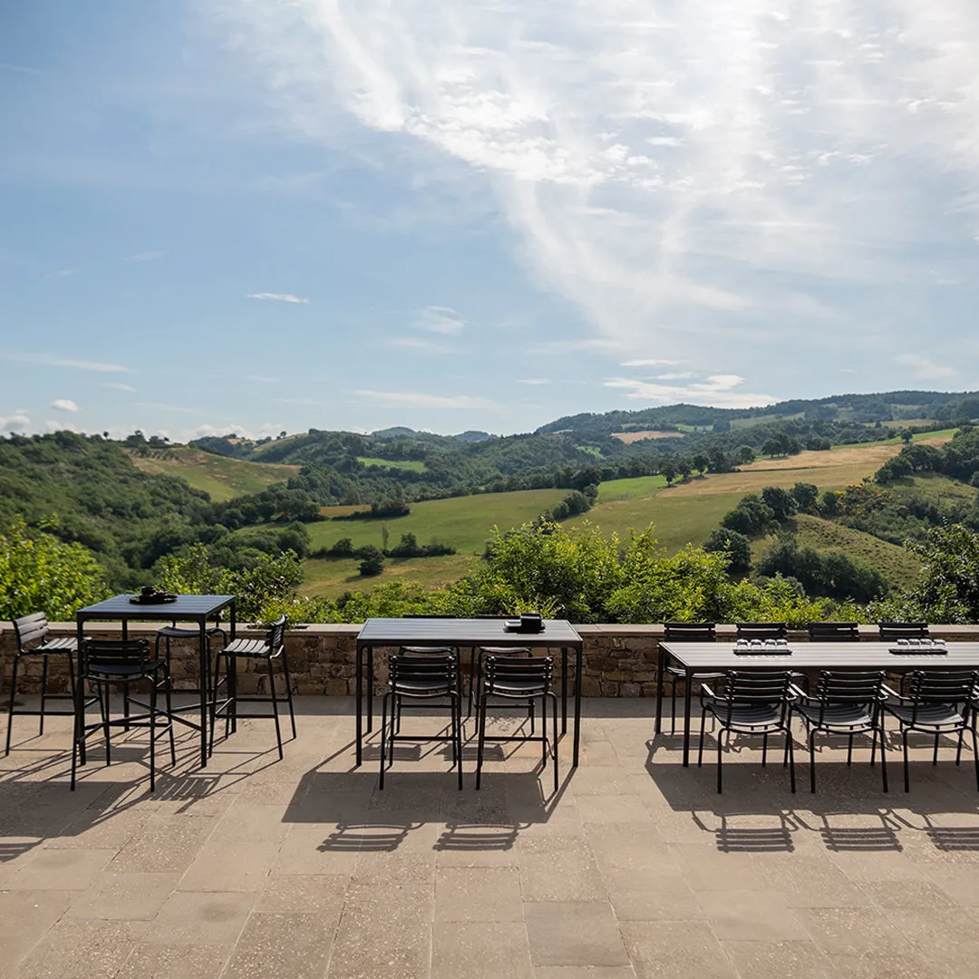 Four Outdoor Dining Table w/ Leg Extension