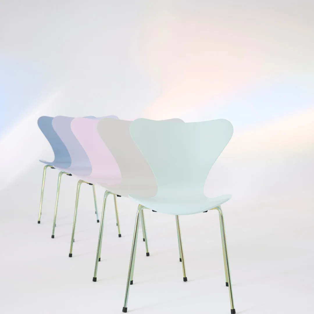 Fritz Hansen Series 7™ Chair, Anniversary Edition 7:14 Am, Blue
