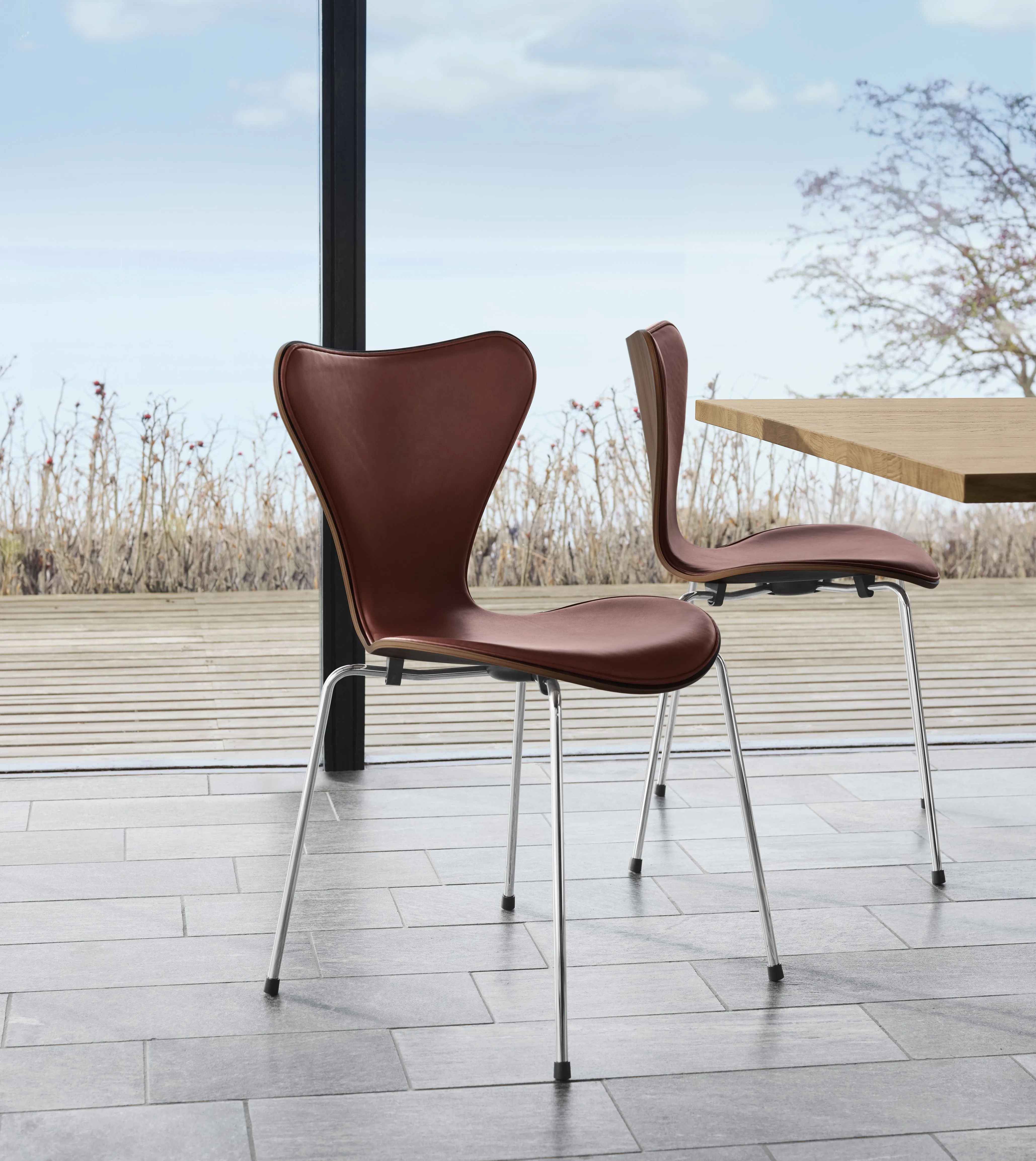 Fritz Hansen Series 7™ Chair, Front Upholstery With Grace Chestnut Leather Anniversary Collection