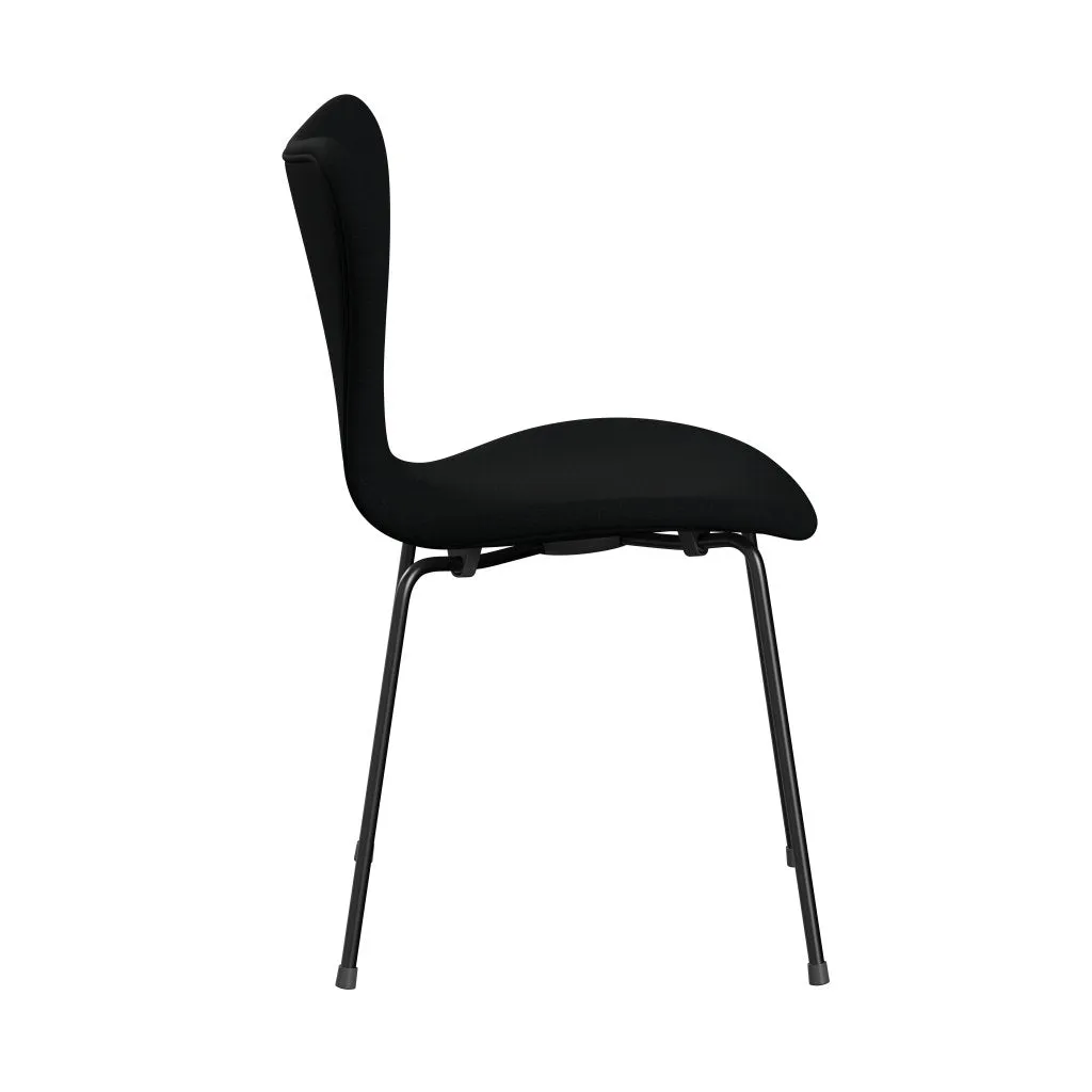 Fritz Hansen Series 7™ Chair Full Upholstery, Black/Christianshavn Black Uni