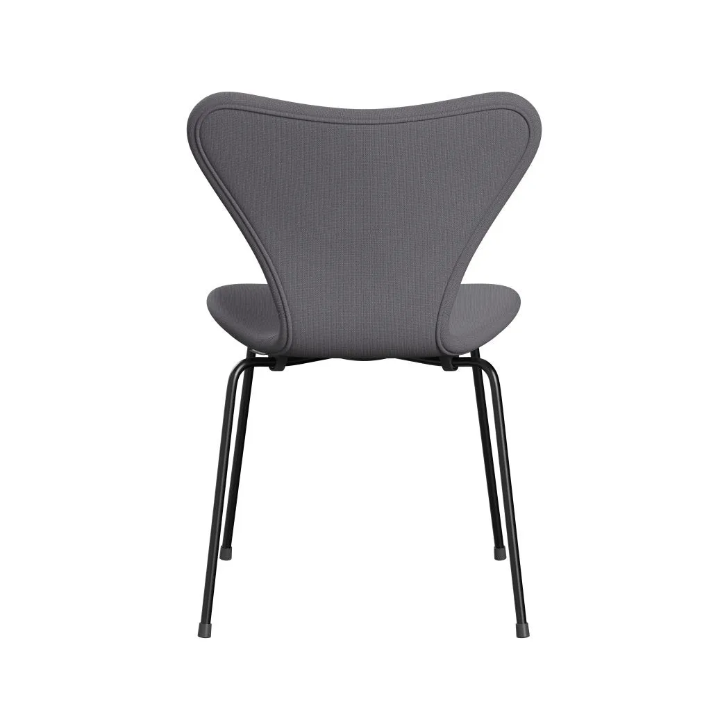 Fritz Hansen Series 7™ Chair Full Upholstery, Black/Fame Grey (F60078)