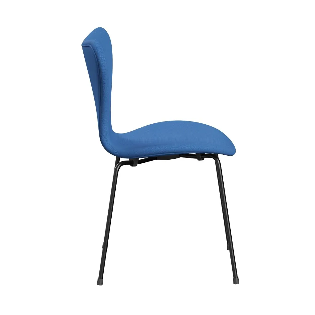 Fritz Hansen Series 7™ Chair Full Upholstery, Black/Fame Turquoise (F66118)