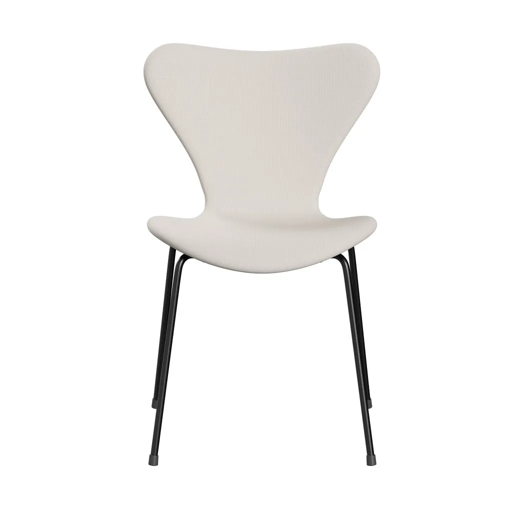 Fritz Hansen Series 7™ Chair Full Upholstery, Black/Fame White