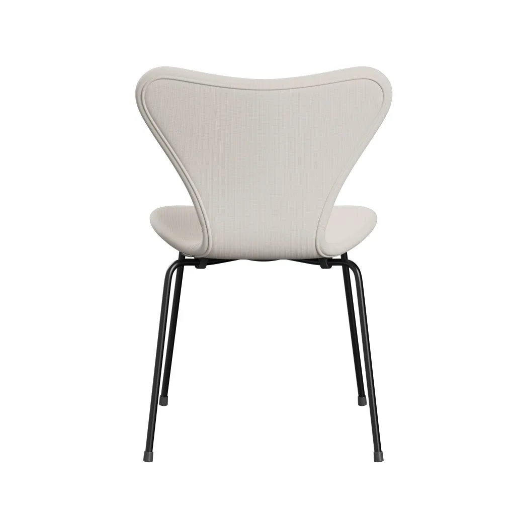 Fritz Hansen Series 7™ Chair Full Upholstery, Black/Fame White
