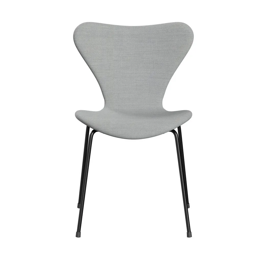 Fritz Hansen Series 7™ Chair Full Upholstery, Black/Fiord Grey/Medium Grey