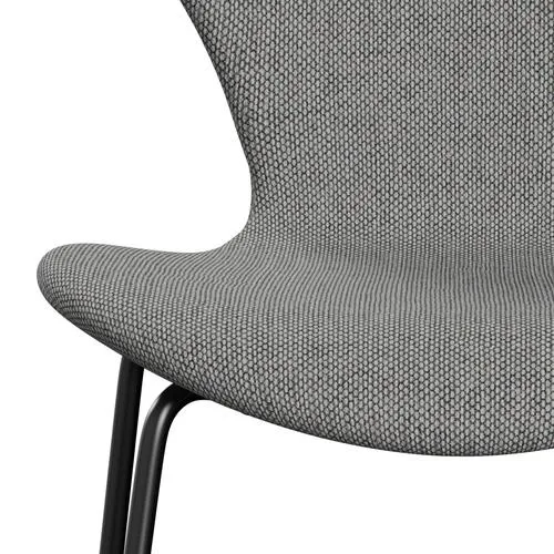 Fritz Hansen Series 7™ Chair Full Upholstery, Black/Re Wool Wool White/Natural