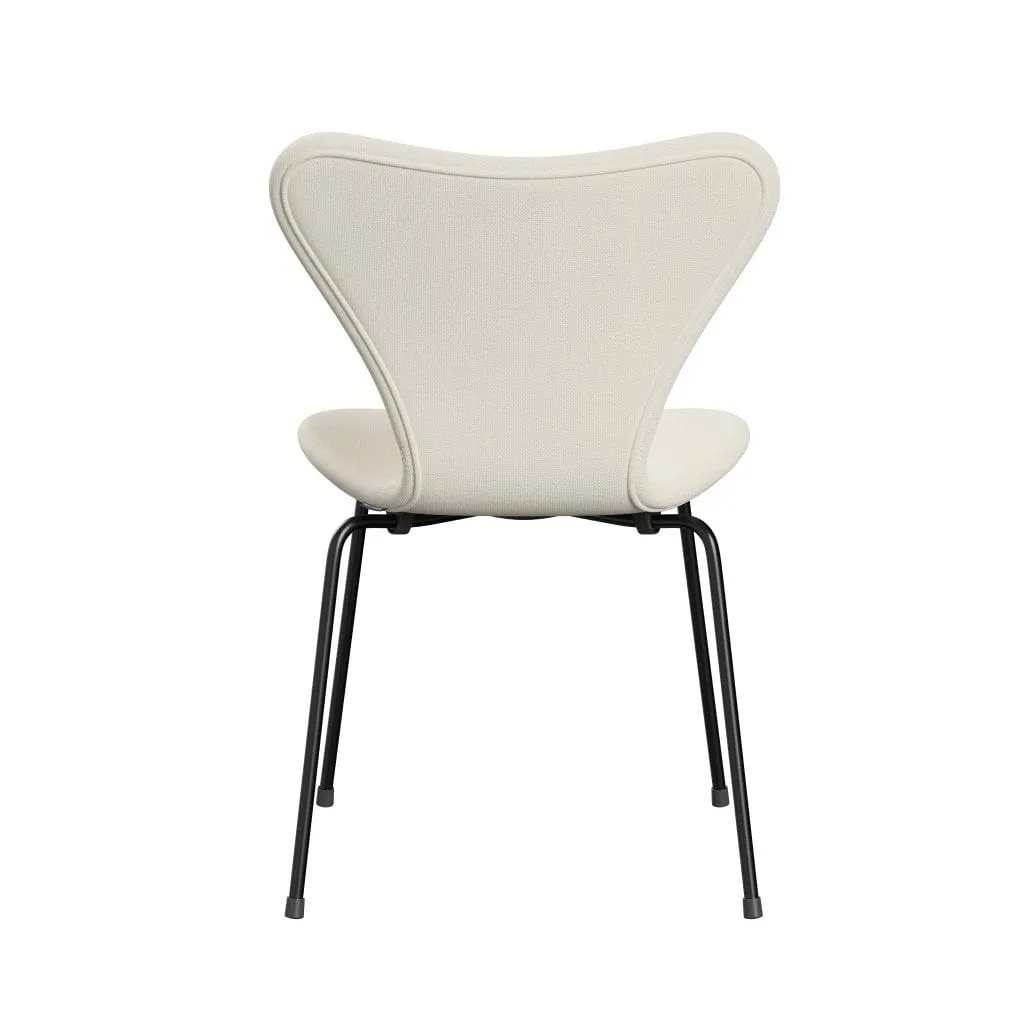 Fritz Hansen Series 7™ Chair Full Upholstery, Black/Sunniva 2 Crème