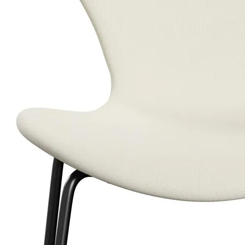 Fritz Hansen Series 7™ Chair Full Upholstery, Black/Sunniva 2 Crème