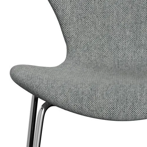 Fritz Hansen Series 7™ Chair Full Upholstery, Chrome/Hallingdal White Grey