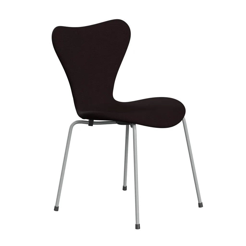 Fritz Hansen Series 7™ Chair Full Upholstery, Nine Grey/Christianshavn Dark Red Uni