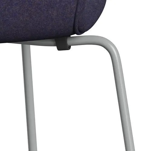 Fritz Hansen Series 7™ Chair Full Upholstery, Nine Grey/Divina Md Dusty Blue