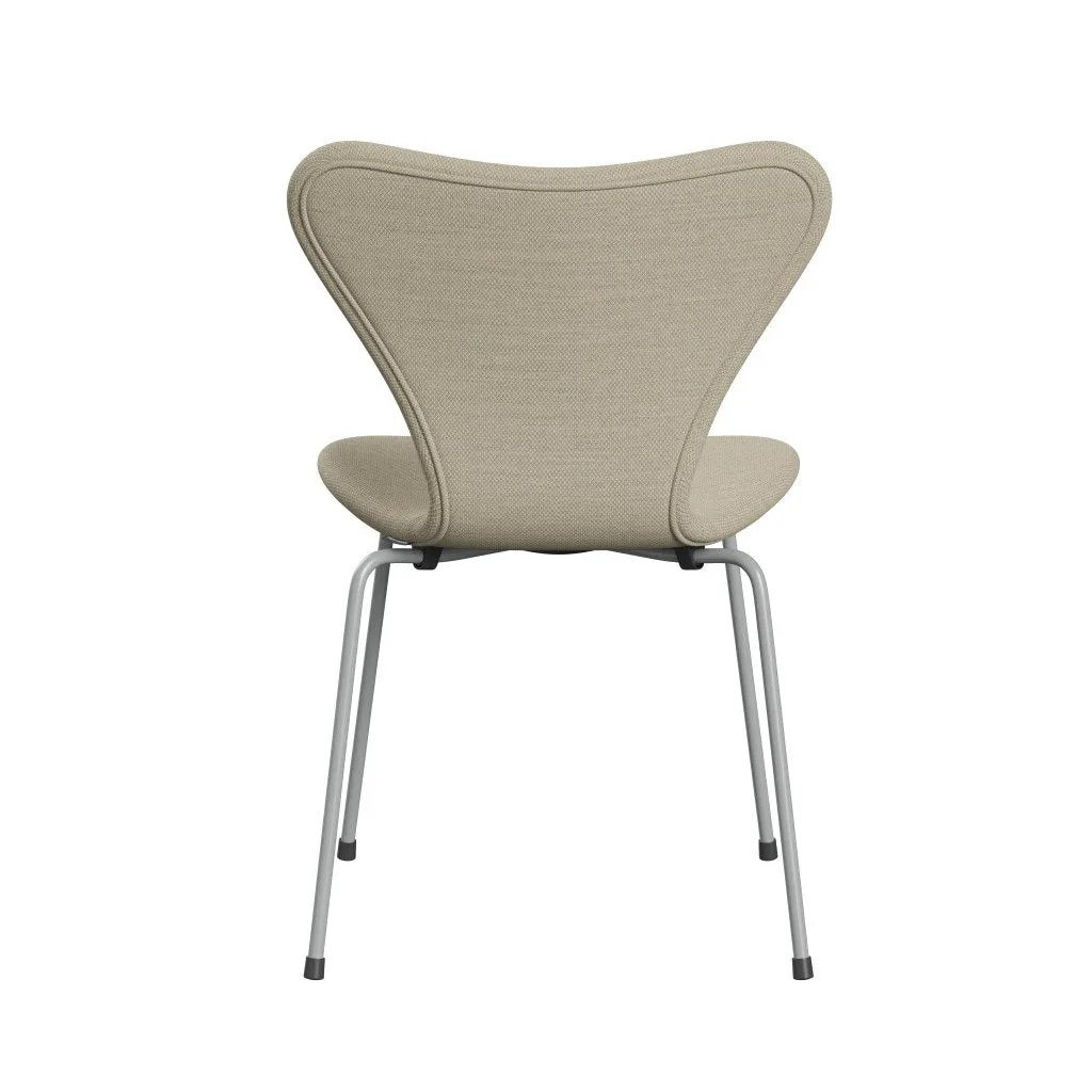 Fritz Hansen Series 7™ Chair Full Upholstery, Nine Grey/Fiord Natural Sand