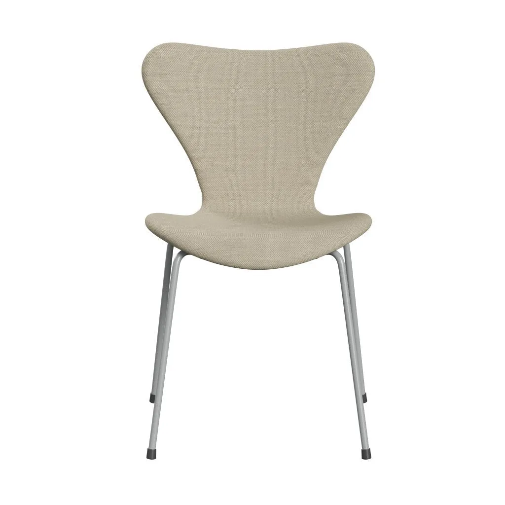 Fritz Hansen Series 7™ Chair Full Upholstery, Nine Grey/Fiord Natural Sand