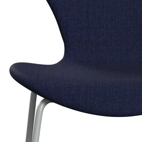 Fritz Hansen Series 7™ Chair Full Upholstery, Nine Grey/Remix Dark Ultramarine Blue