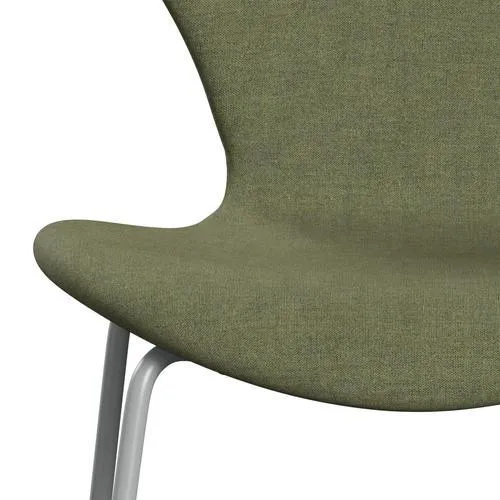 Fritz Hansen Series 7™ Chair Full Upholstery, Nine Grey/Remix Green