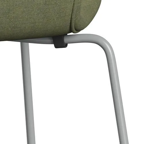 Fritz Hansen Series 7™ Chair Full Upholstery, Nine Grey/Remix Green