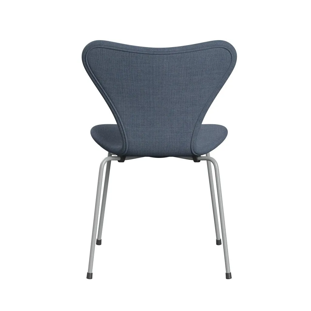 Fritz Hansen Series 7™ Chair Full Upholstery, Nine Grey/Remix Grey (Rem733)