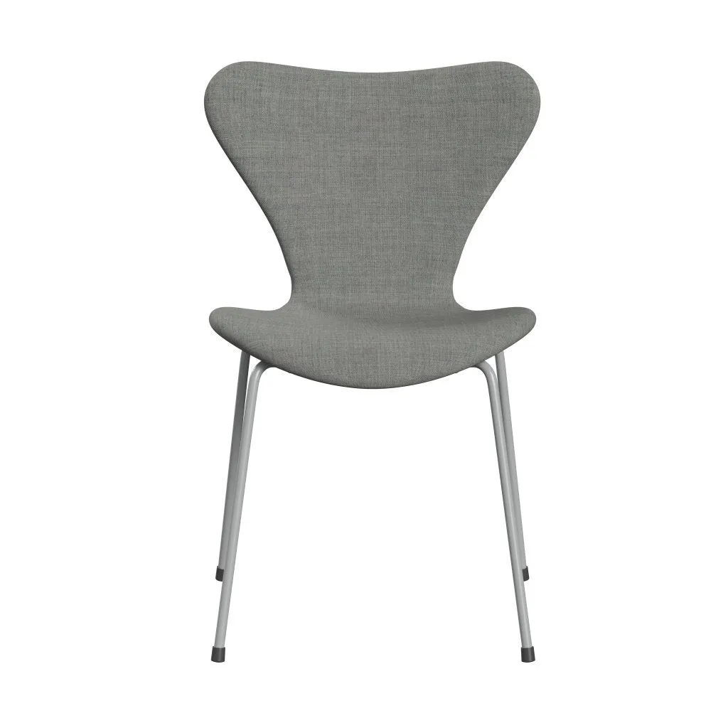 Fritz Hansen Series 7™ Chair Full Upholstery, Nine Grey/Remix Light Grey