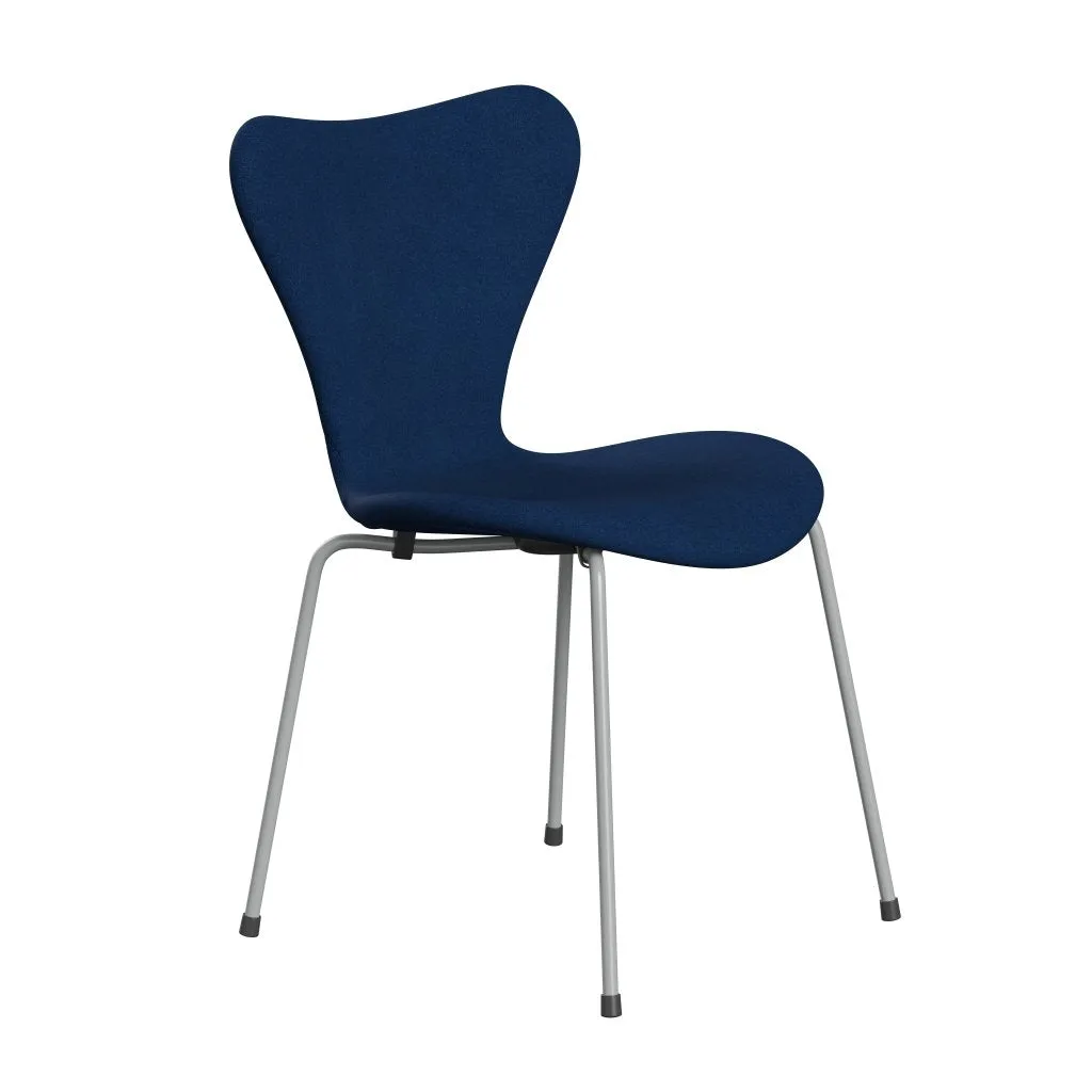 Fritz Hansen Series 7™ Chair Full Upholstery, Nine Grey/Tonus Dark Coral Blue