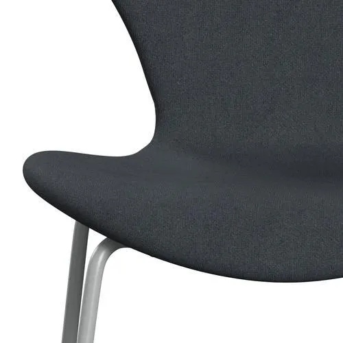 Fritz Hansen Series 7™ Chair Full Upholstery, Nine Grey/Tonus Dark Grey