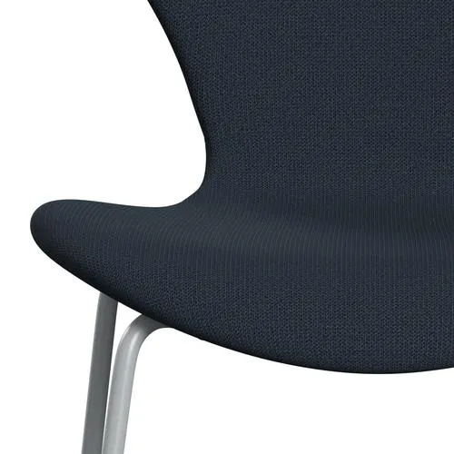 Fritz Hansen Series 7™ Chair Full Upholstery, Silver Grey/Capture Blue