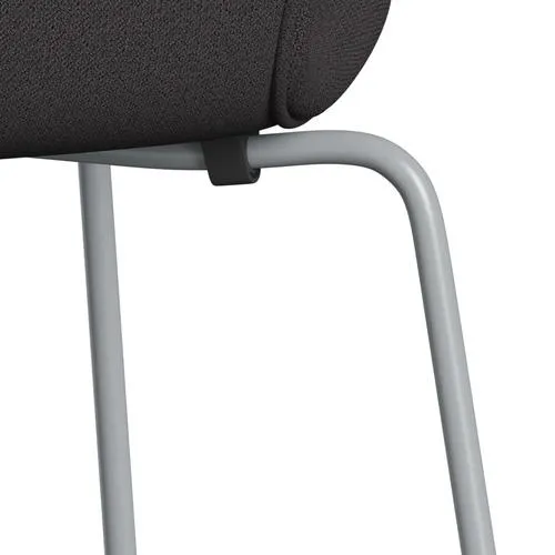 Fritz Hansen Series 7™ Chair Full Upholstery, Silver Grey/Capture Charcoal