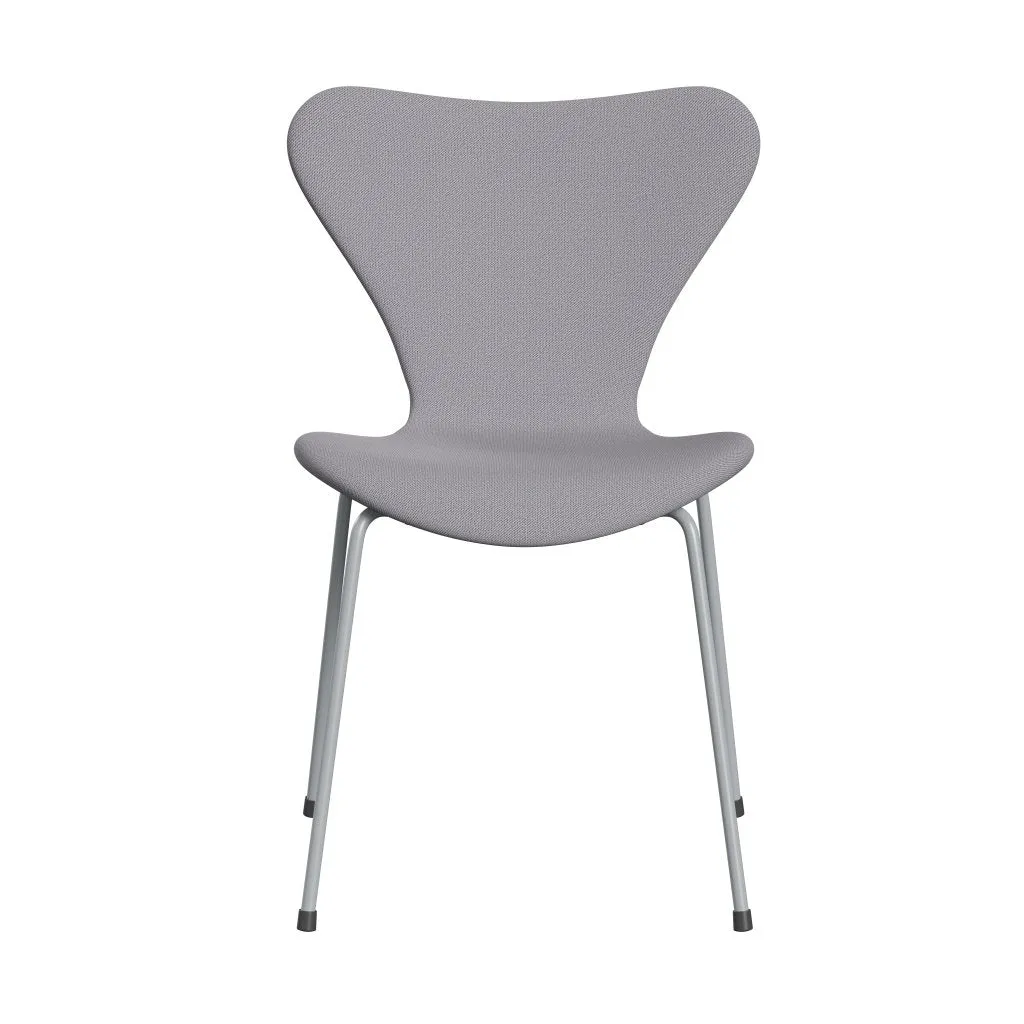 Fritz Hansen Series 7™ Chair Full Upholstery, Silver Grey/Capture Light Grey