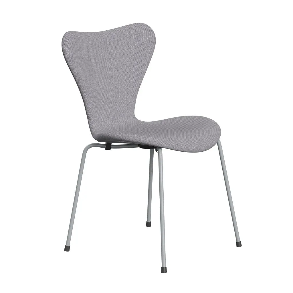 Fritz Hansen Series 7™ Chair Full Upholstery, Silver Grey/Capture Light Grey