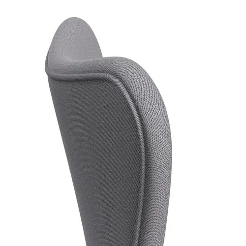 Fritz Hansen Series 7™ Chair Full Upholstery, Silver Grey/Capture Light Grey