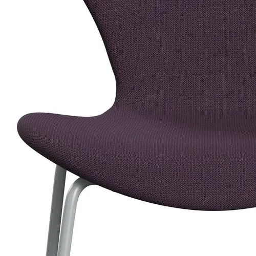 Fritz Hansen Series 7™ Chair Full Upholstery, Silver Grey/Capture Violet Dark
