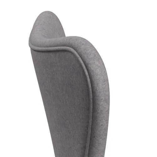 Fritz Hansen Series 7™ Chair Full Upholstery, Silver Grey/Divina Md Cool Light Grey