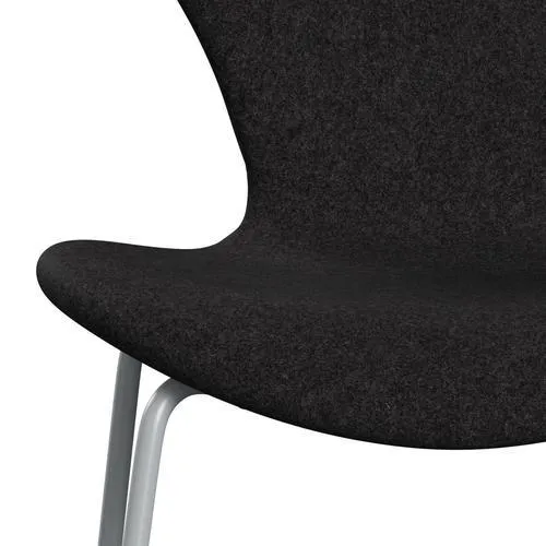 Fritz Hansen Series 7™ Chair Full Upholstery, Silver Grey/Divina Md Dark Grey