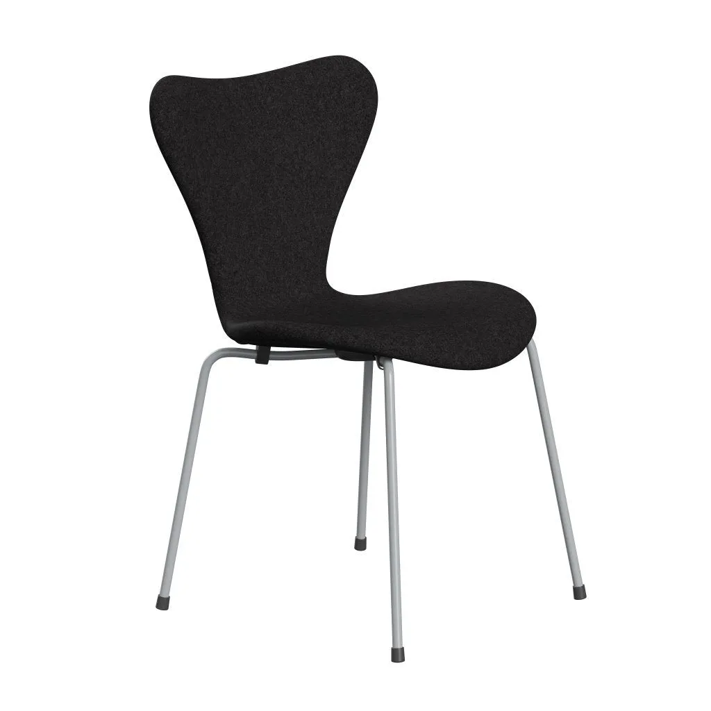 Fritz Hansen Series 7™ Chair Full Upholstery, Silver Grey/Divina Md Dark Grey