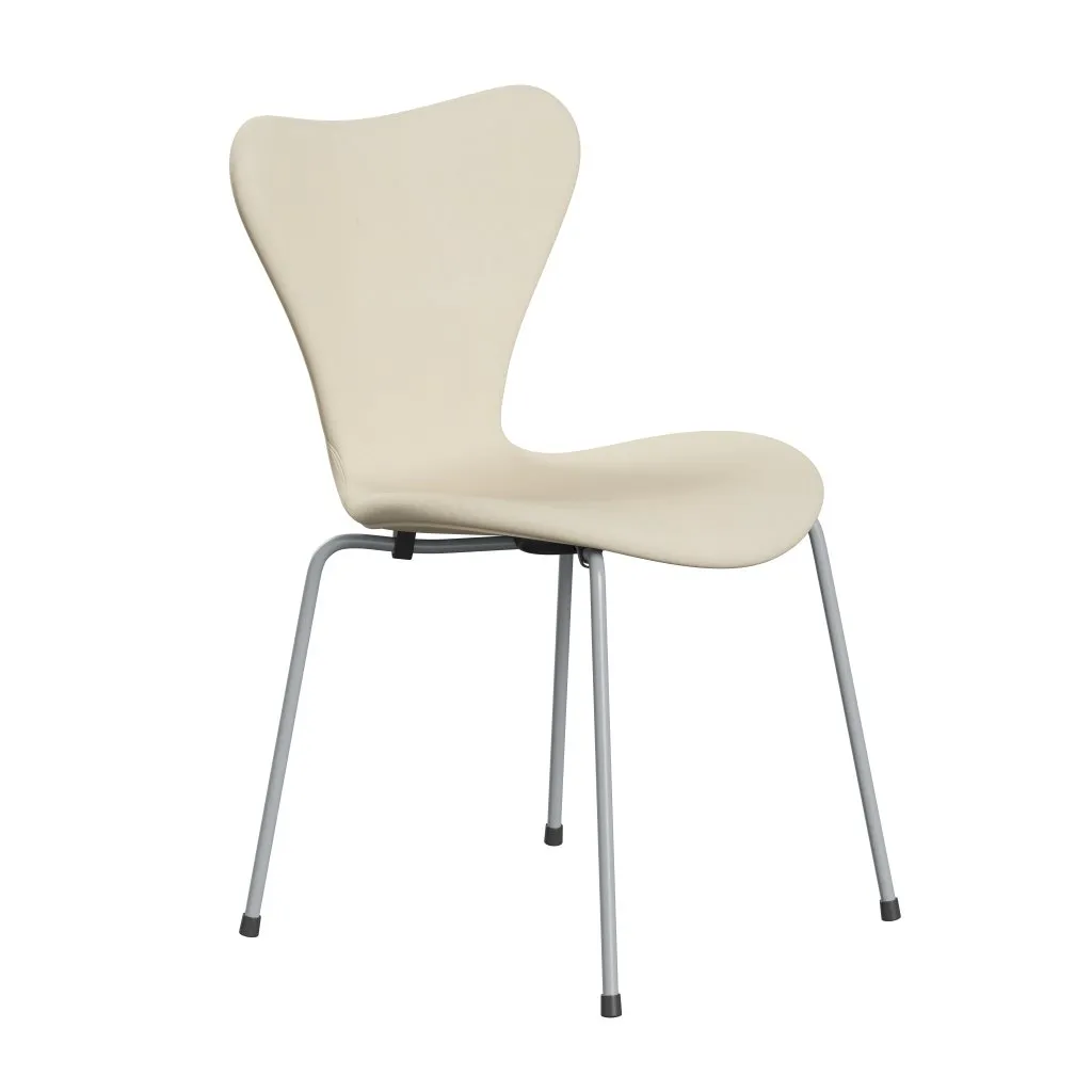 Fritz Hansen Series 7™ Chair Full Upholstery, Silver Grey/Divina White