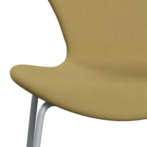 Fritz Hansen Series 7™ Chair Full Upholstery, Silver Grey/Fame Beige (F62068)