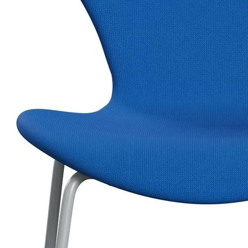 Fritz Hansen Series 7™ Chair Full Upholstery, Silver Grey/Fame Ocean Blue